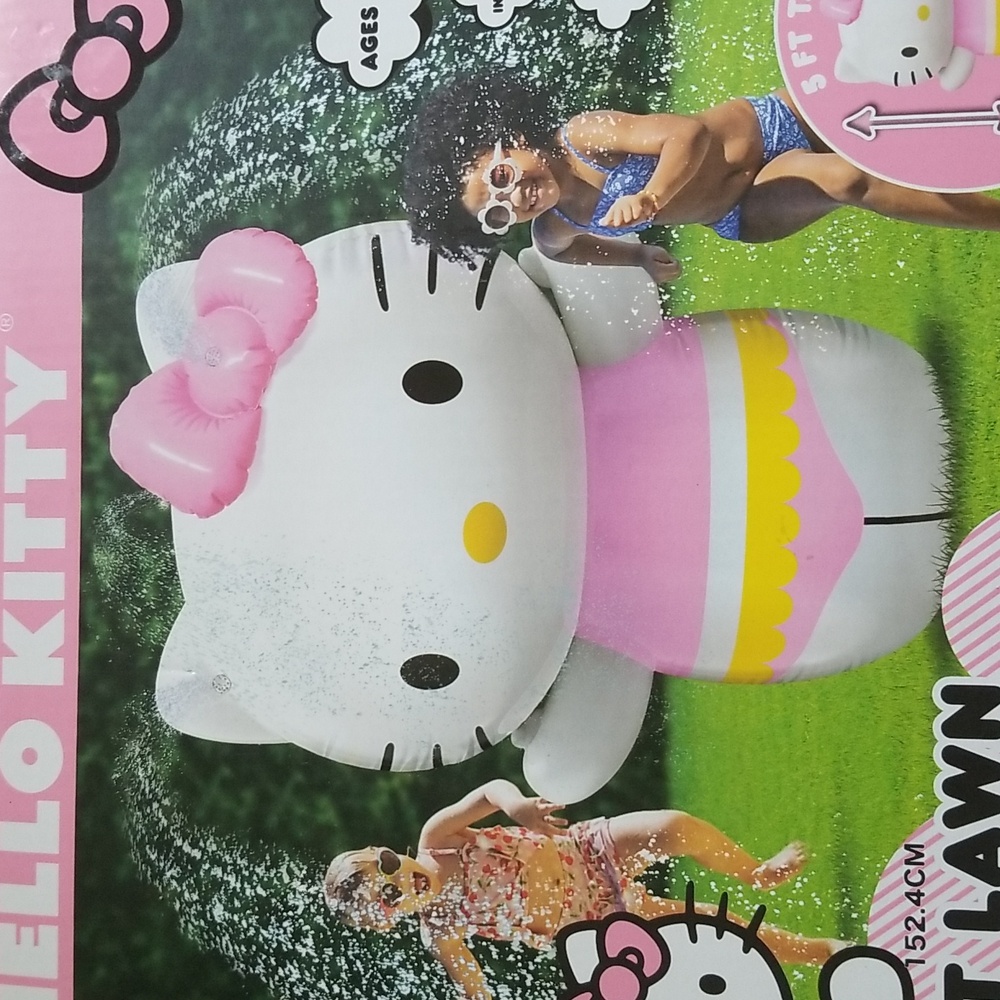 Hello Kitty Sprinkler - Picture 3 of 6